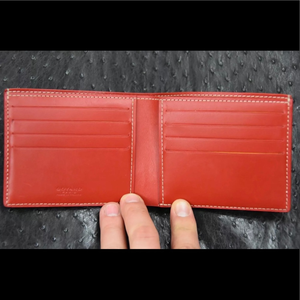 Authentic Goyard Victorie Wallet in Red - Picture 5 of 7